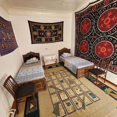Zafar Family Guesthouse Boukhara Extérieur photo
