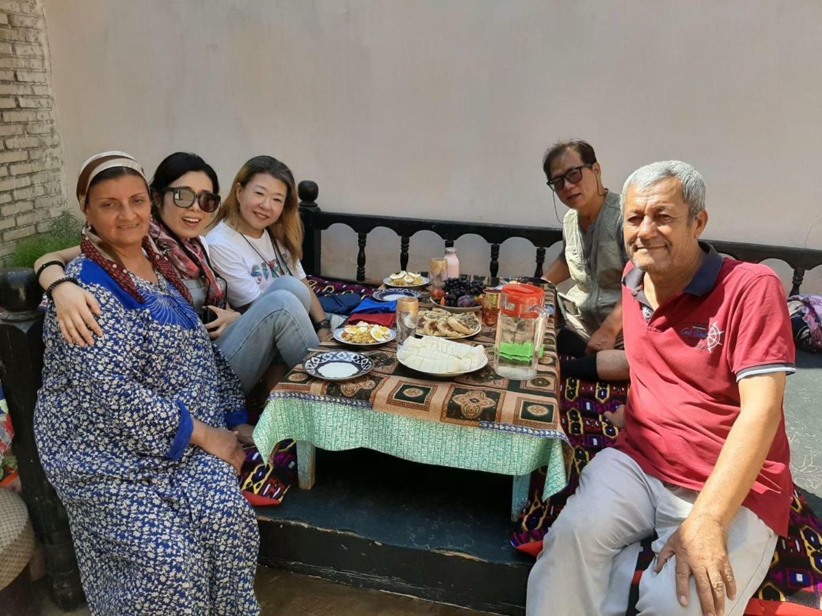 Zafar Family Guesthouse Boukhara Extérieur photo